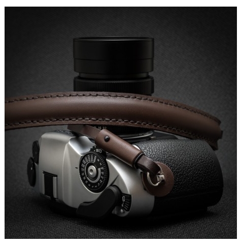DEADCAMERAS TRACOLLA IN PELLE PER FOTOCAMERE MIRROLESS