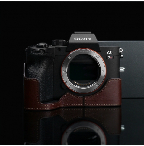 GARIZ HALF CASE MARRONE - ALPHA 7 MK 4