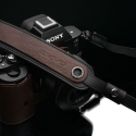 GARIZ TRACOLLA IN PELLE MARRONE PER FOTOCAMERE MIRRORLESS E COMPATTE